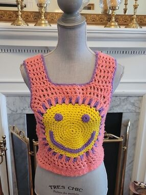 Vtg 70's Crochet Cropped Tank Top